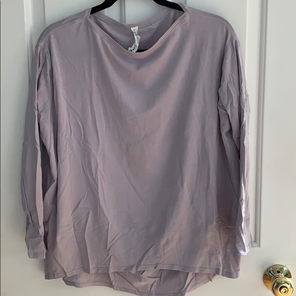 Lulu lemon size 6 yoga long sleeve